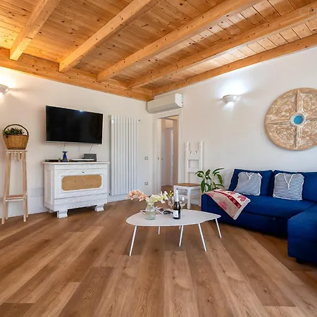 Celeste Countryside Deluxe Near The Beaches Of Sardinia *