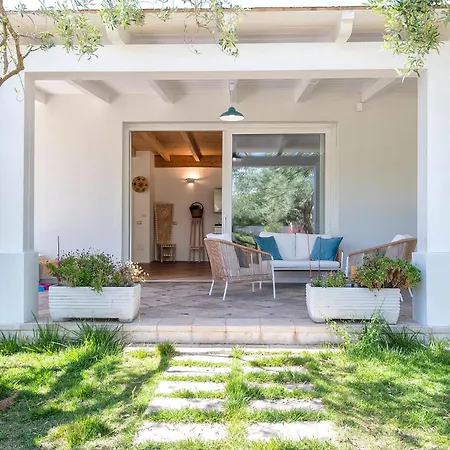 Celeste Countryside Deluxe Near The Beaches Of Sardinia 别墅 *