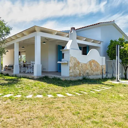 Celeste Countryside Deluxe Near The Beaches Of Sardinia *