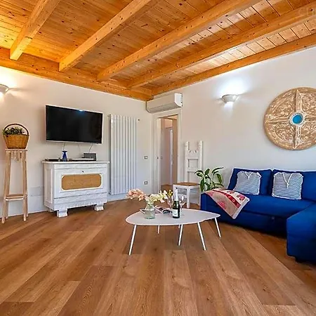Celeste Countryside Deluxe Near The Beaches Of Sardinia Villa